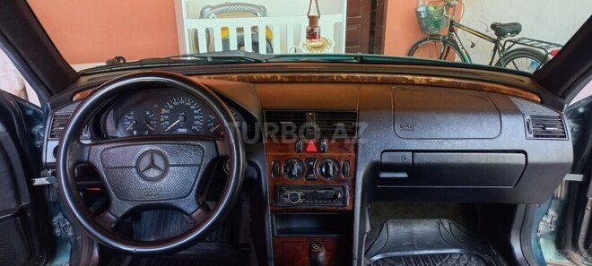 Mercedes C 180 1996, 377,000 km - 1.8 l - Sumqayıt