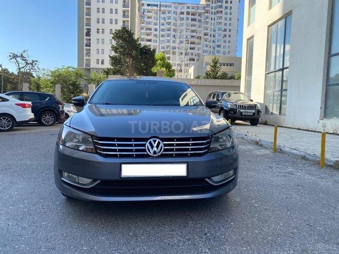 Volkswagen Passat 2014, 165,000 km - 2.5 l - Bakı