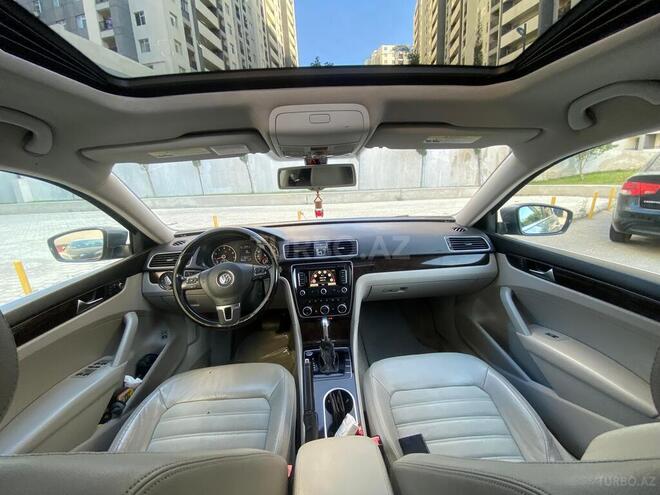 Volkswagen Passat 2014, 165,000 km - 2.5 l - Bakı