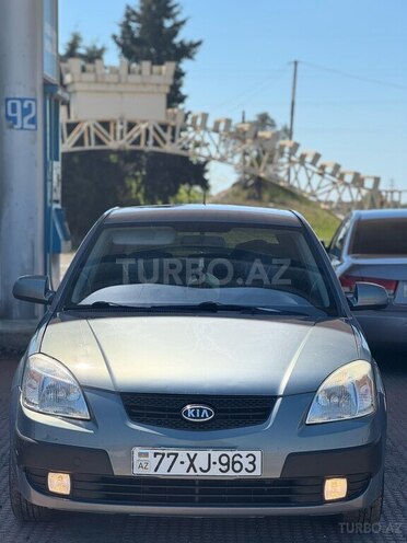 Kia Rio 2009, 245,000 km - 1.4 l - Salyan