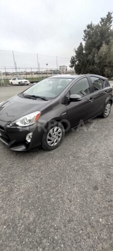 Toyota Prius C 2015, 114,263 km - 1.5 l - Bakı