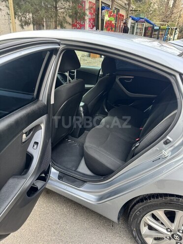 Hyundai Elantra 2015, 105,000 km - 1.8 l - Bakı