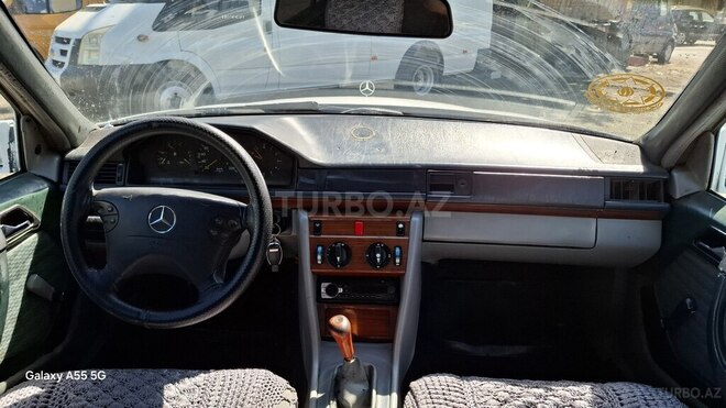 Mercedes E 290 1991, 451,807 km - 2.9 l - Bakı