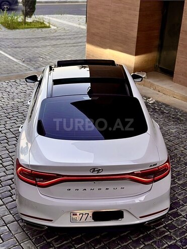 Hyundai Grandeur-2