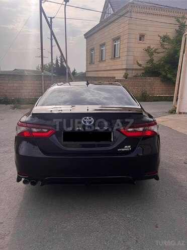 Toyota Camry-3
