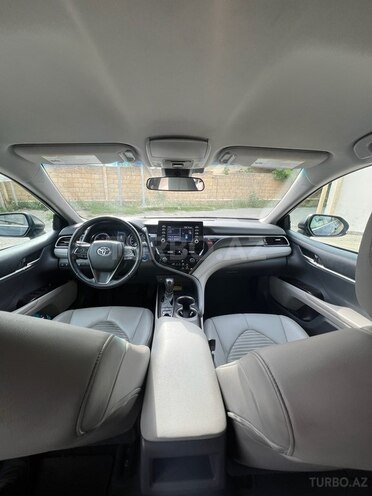 Toyota Camry-4