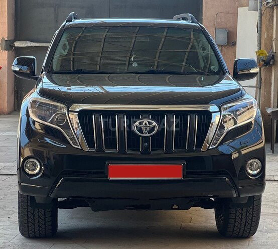 Toyota Land Cruiser Prado-3