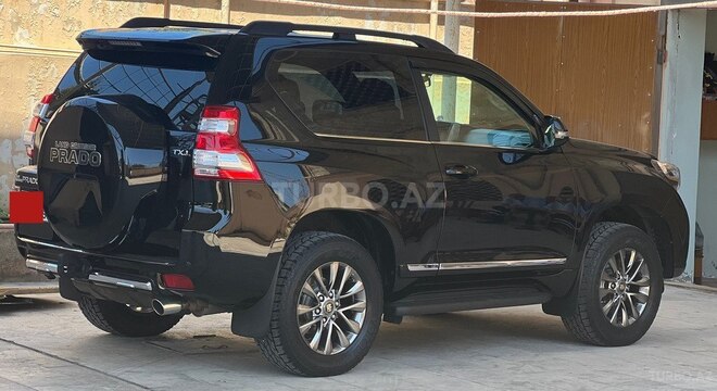 Toyota Land Cruiser Prado-5