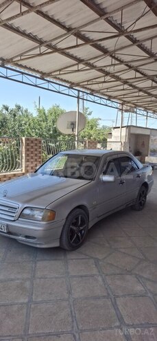 Mercedes C 200 1994, 300,000 km - 2.0 l - Neftçala