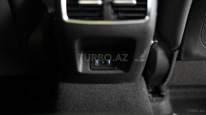 Hyundai Sonata-16