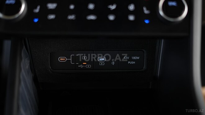 Hyundai Sonata-23