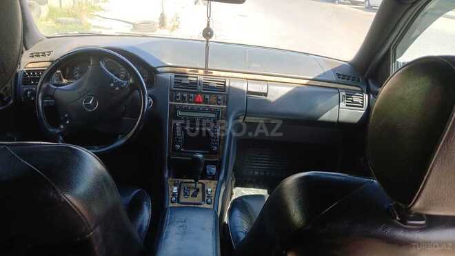 Mercedes E 240 2000, 400,000 km - 2.6 l - Bakı