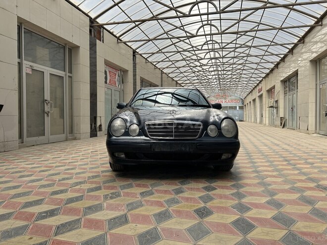 Mercedes E 220 d 1999, 251,889 km - 2.2 l - Sumqayıt