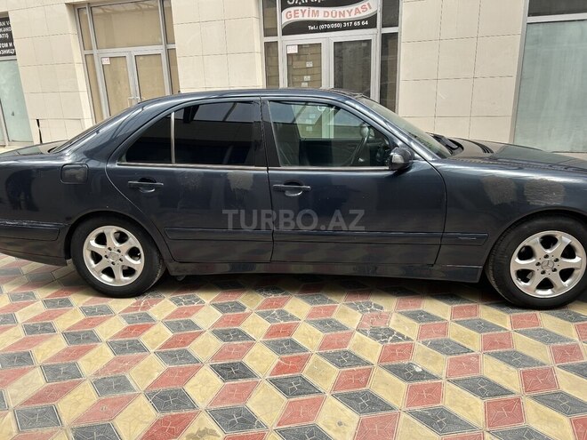 Mercedes E 220 d 1999, 251,889 km - 2.2 l - Sumqayıt