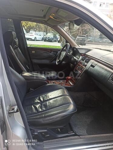 Mercedes E 200 2000, 199,000 km - 2.0 l - Bakı