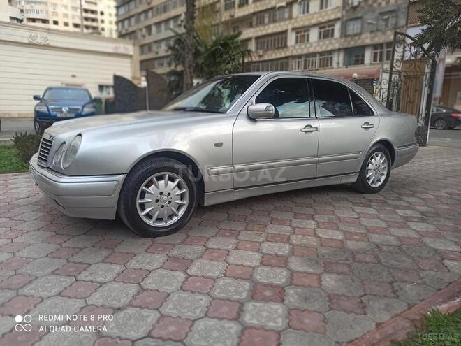 Mercedes E 200 2000, 199,000 km - 2.0 l - Bakı