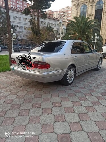 Mercedes E 200 2000, 199,000 km - 2.0 l - Bakı