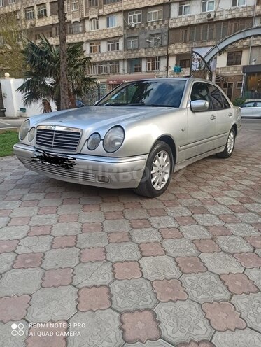 Mercedes E 200 2000, 199,000 km - 2.0 l - Bakı