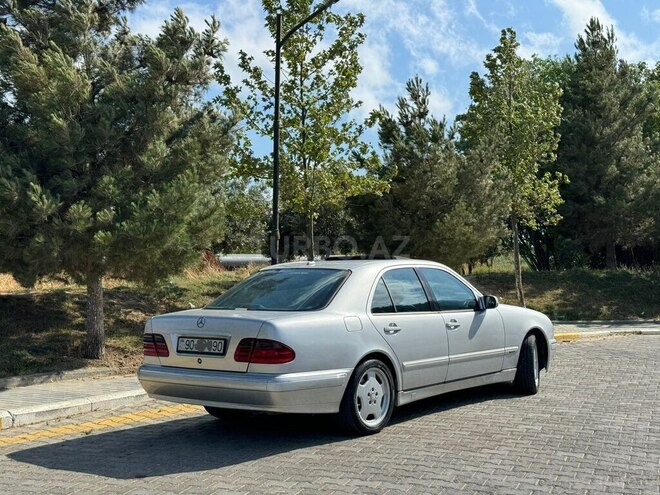 Mercedes E 270 2000, 378,000 km - 2.7 l - Bakı