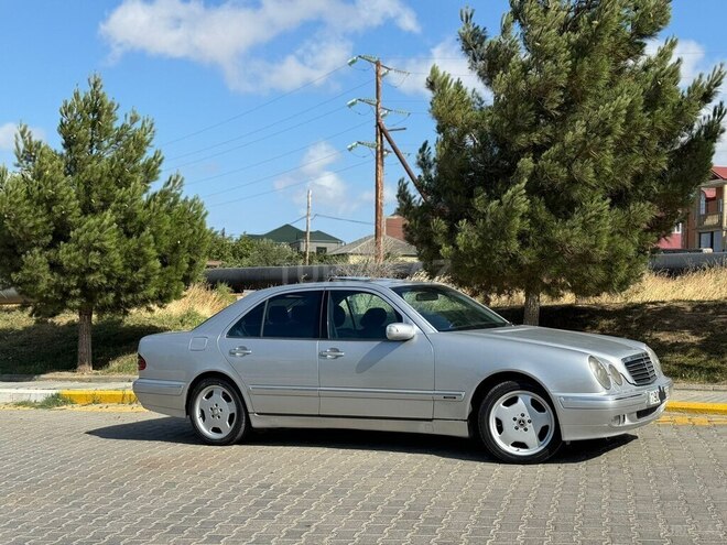 Mercedes E 270 2000, 378,000 km - 2.7 l - Bakı