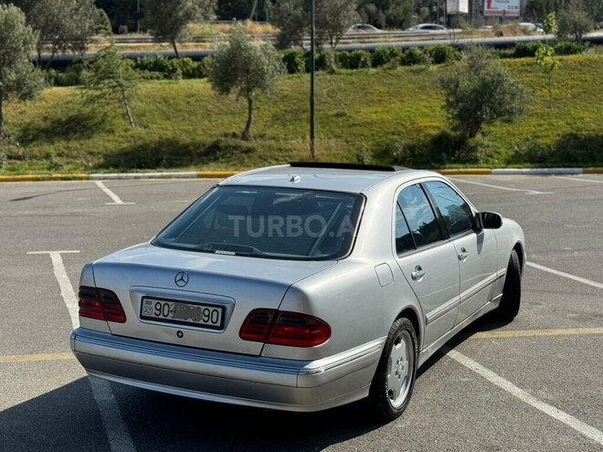 Mercedes E 270 2000, 378,000 km - 2.7 l - Bakı
