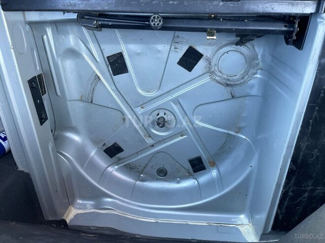 Mercedes E 270 2000, 378,000 km - 2.7 l - Bakı