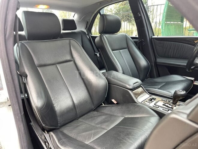 Mercedes E 270 2000, 378,000 km - 2.7 l - Bakı