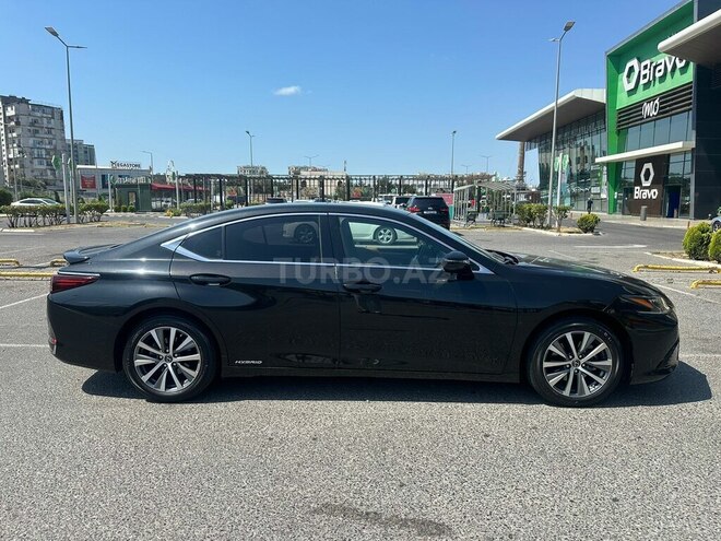 Lexus ES 300h 2020, 57,000 km - 2.5 l - Bakı