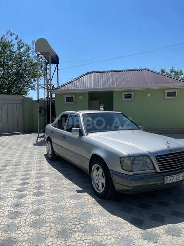Mercedes E 250 1994, 452,500 km - 2.5 l - Ağcabədi