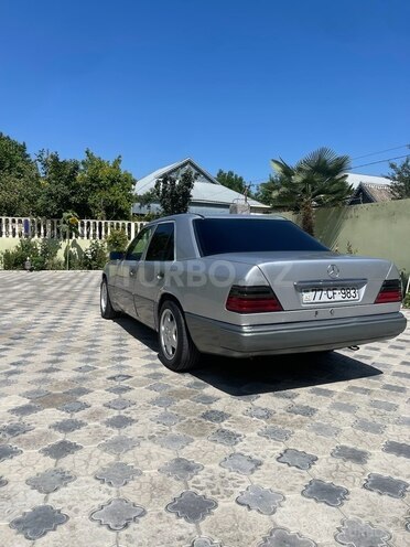 Mercedes E 250 1994, 452,500 km - 2.5 l - Ağcabədi