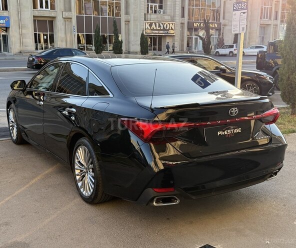 Toyota Avalon-5