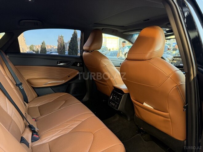 Toyota Avalon-13