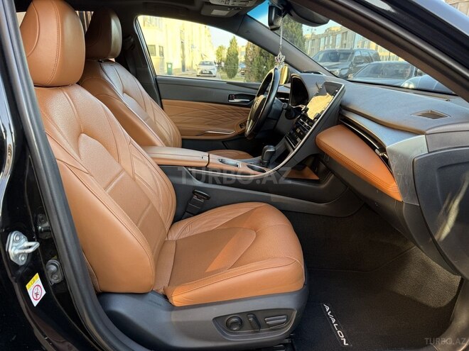 Toyota Avalon-16