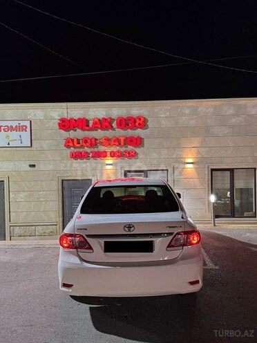 Toyota Corolla 2013, 254,000 km - 1.6 l - Bakı