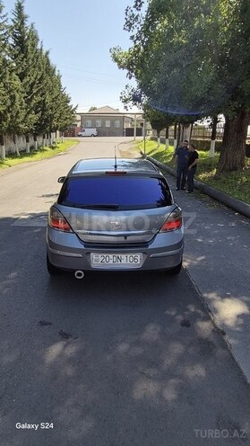 Opel Astra 2009, 222,000 km - 1.4 l - Şəki