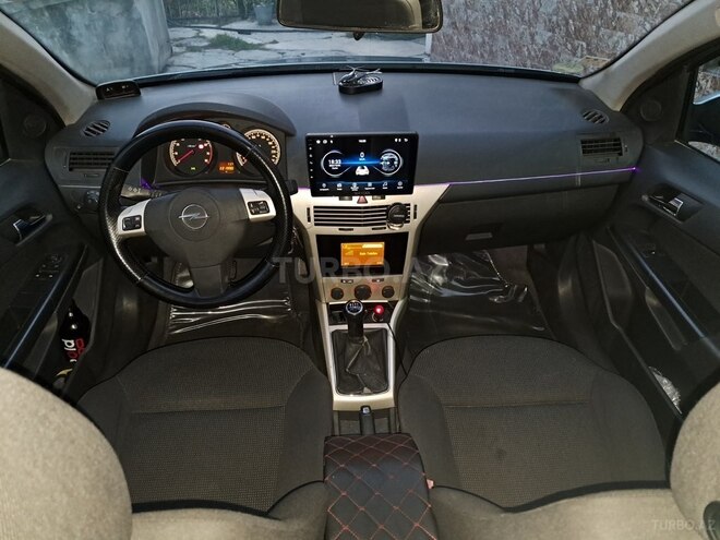Opel Astra 2009, 222,000 km - 1.4 l - Şəki