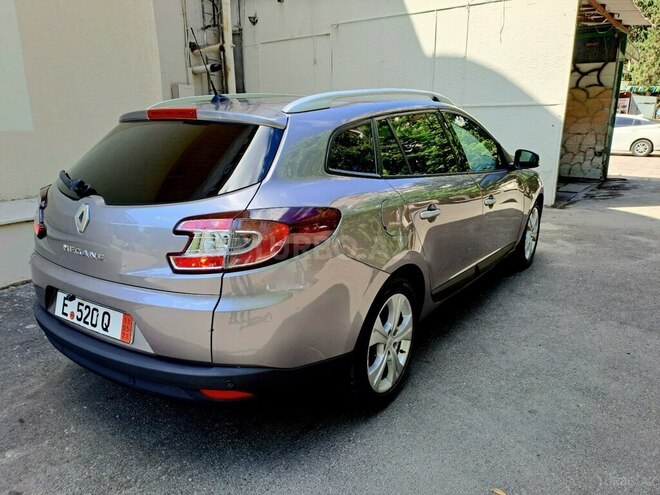 Renault Megane-5