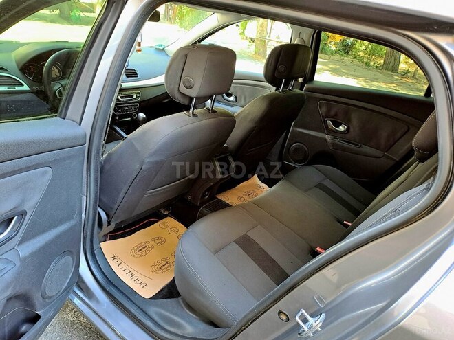 Renault Megane 2009, 290,000 km - 1.5 l - Bakı