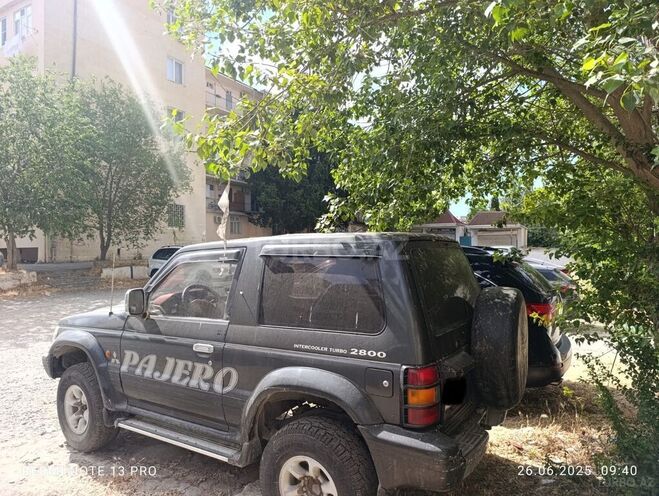 Mitsubishi Pajero 1995, 265,000 km - 2.8 l - Bakı