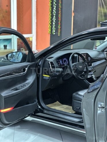 Hyundai Grandeur-20