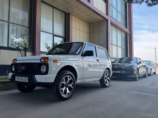 LADA (VAZ) Niva 2024, 9,500 km - 1.7 л - Bakı