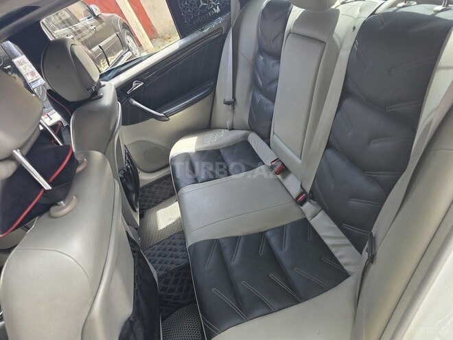 Mercedes C 230 2006, 243,000 km - 2.5 l - Bakı
