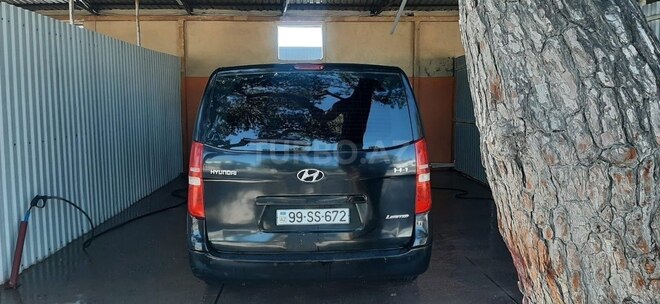 Hyundai H-1 2009, 215,000 km - 2.5 l - Bakı