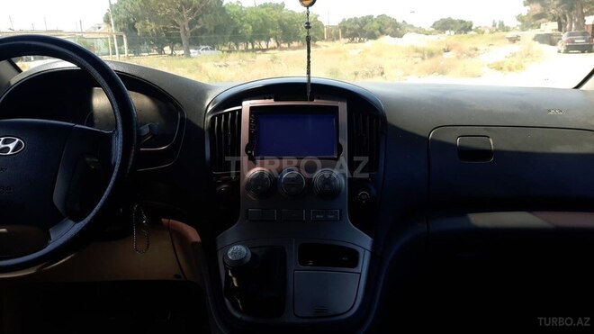 Hyundai H-1 2009, 215,000 km - 2.5 l - Bakı