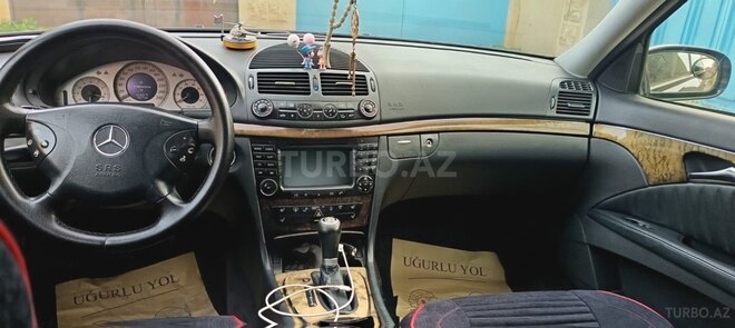 Mercedes E 240 2003, 262,000 km - 2.6 l - Bakı