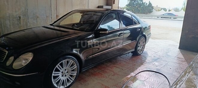 Mercedes E 240 2003, 262,000 km - 2.6 l - Bakı