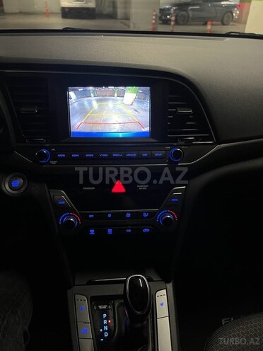 Hyundai Elantra 2017, 101,389 km - 2.0 l - Bakı