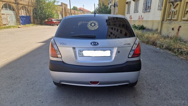 Kia Rio 2005, 285,000 km - 1.5 l - Gəncə