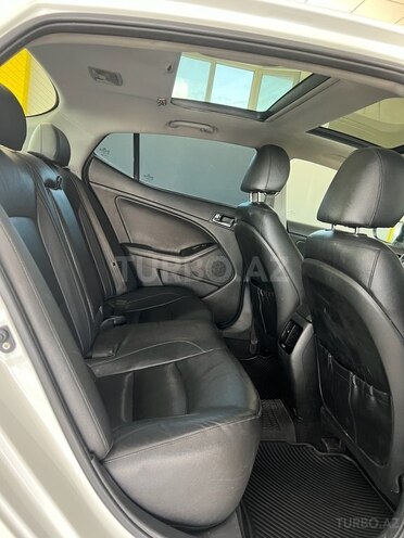 Kia Optima-13