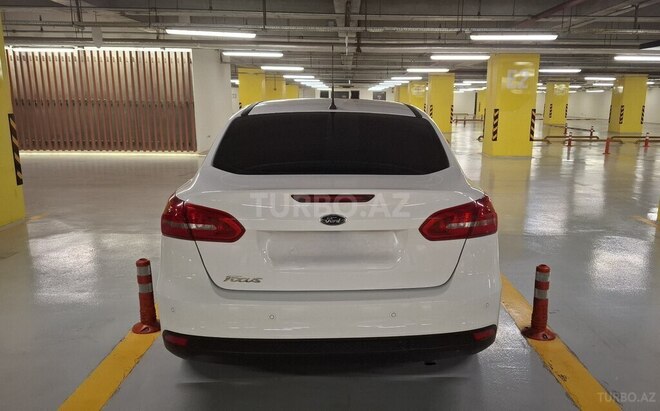 Ford Focus 2015, 94,000 km - 1.6 л - Gəncə